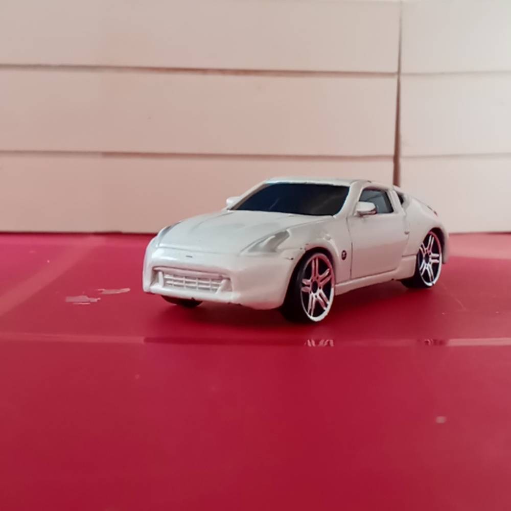 A 2009 Nissan 370Z